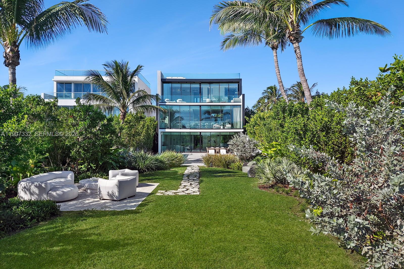 7845 Atlantic Way, Miami Beach FL 33141