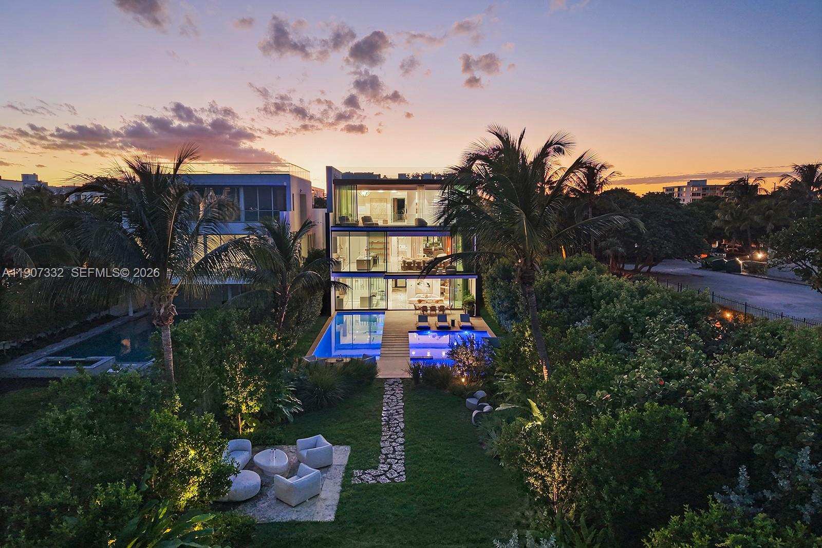 7845 Atlantic Way, Miami Beach FL 33141
