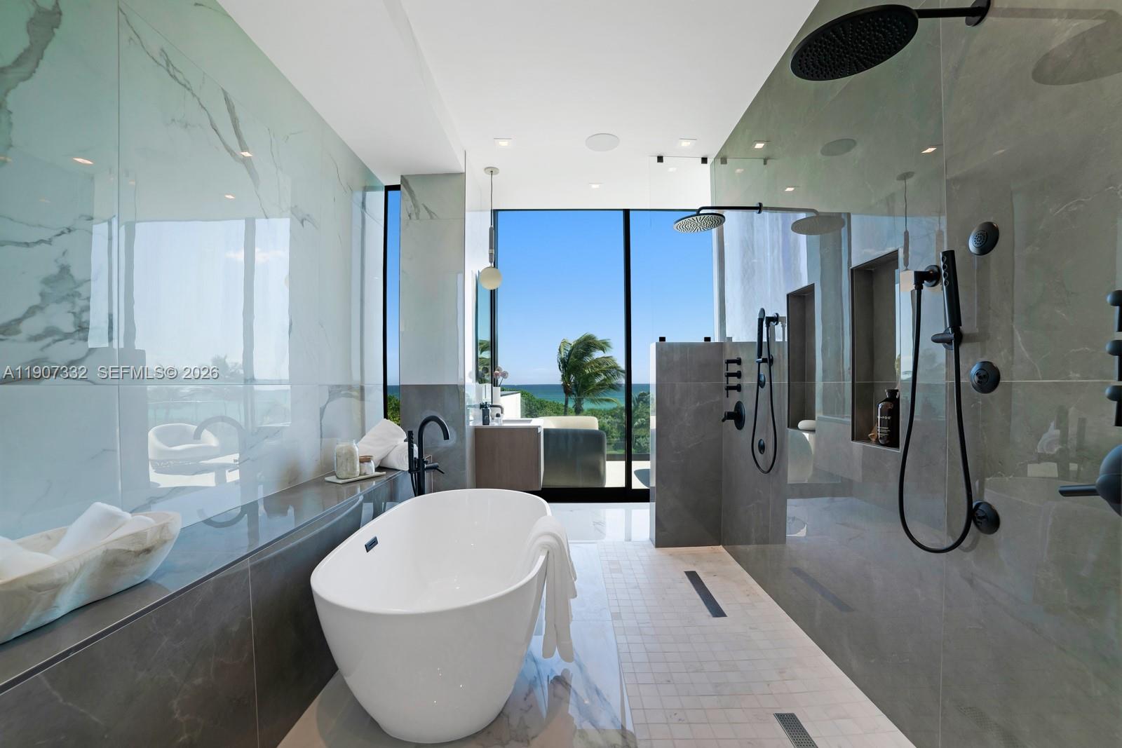 7845 Atlantic Way, Miami Beach FL 33141