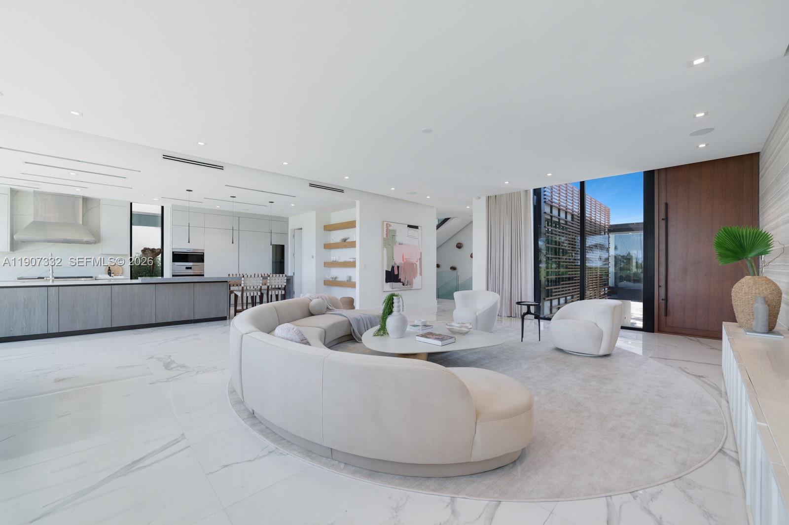 7845 Atlantic Way, Miami Beach FL 33141