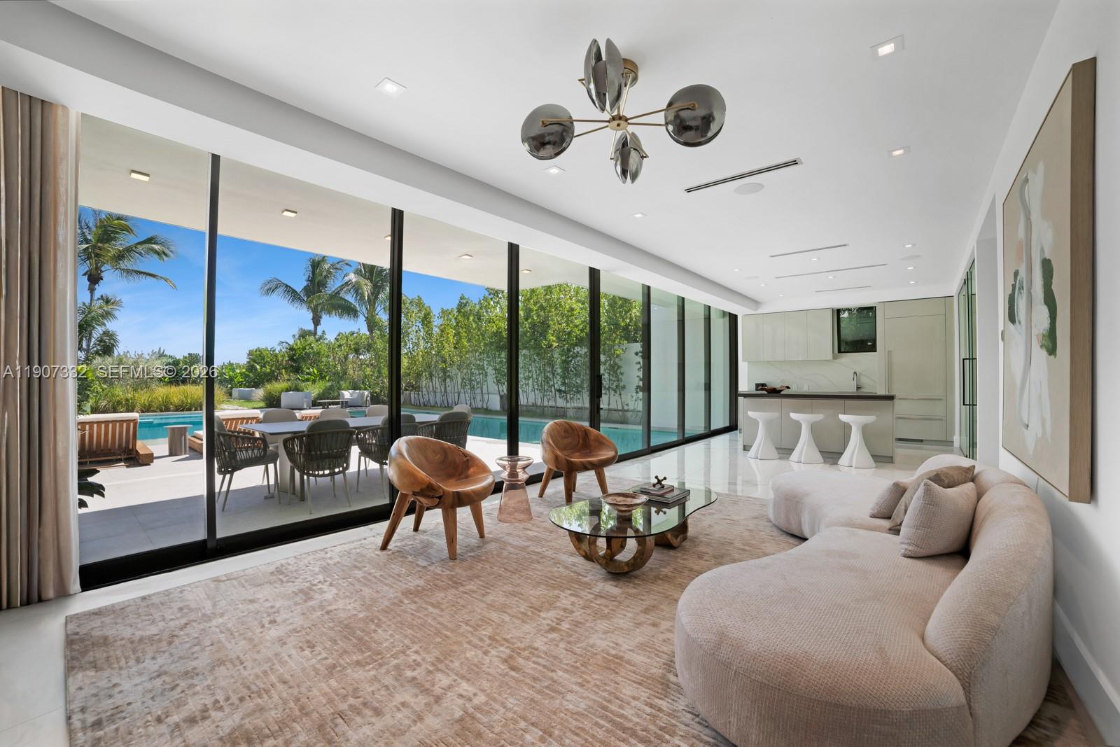 7845 Atlantic Way, Miami Beach FL 33141