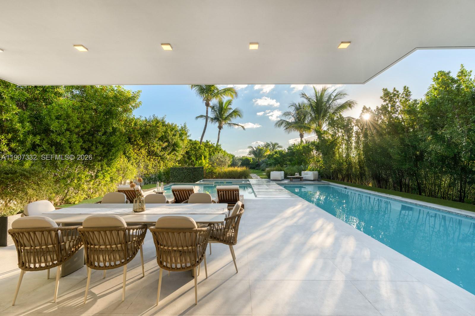 7845 Atlantic Way, Miami Beach FL 33141