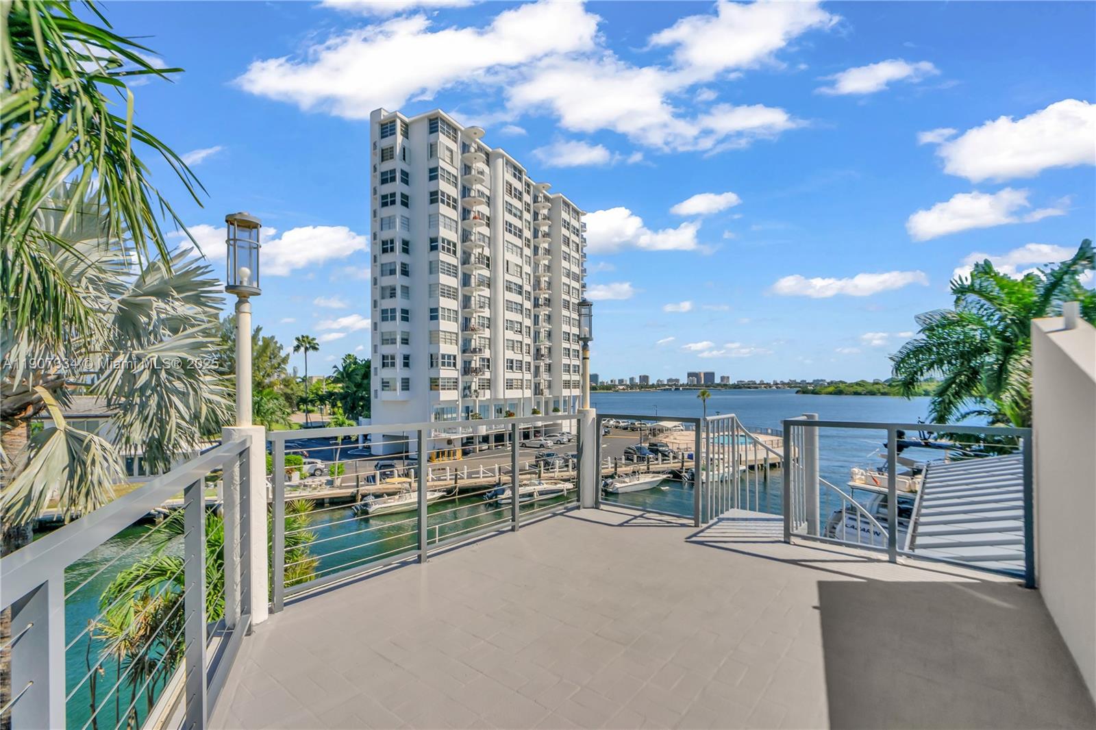 2089 NE 121st Rd, North Miami FL 33181