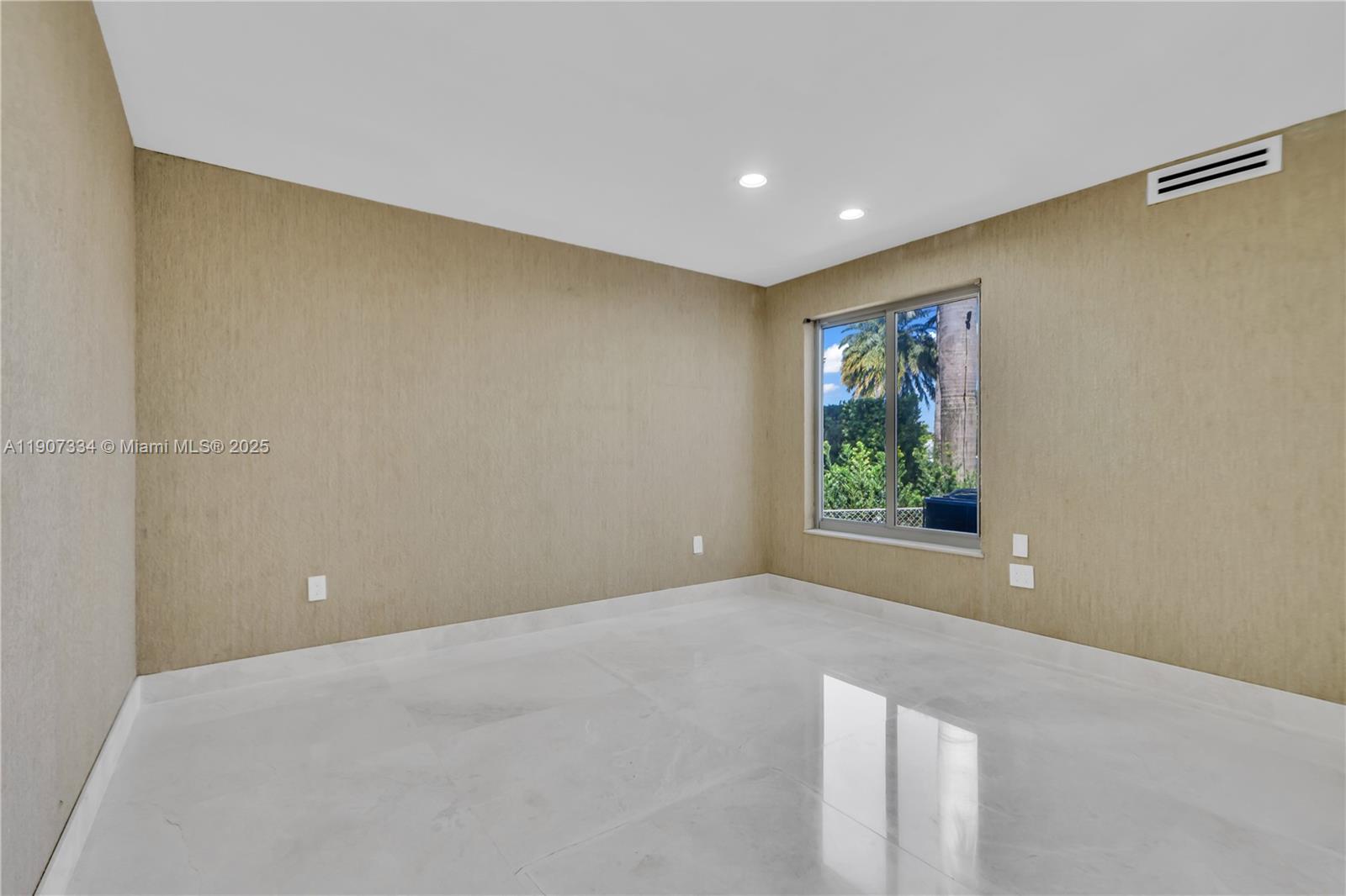 2089 NE 121st Rd, North Miami FL 33181