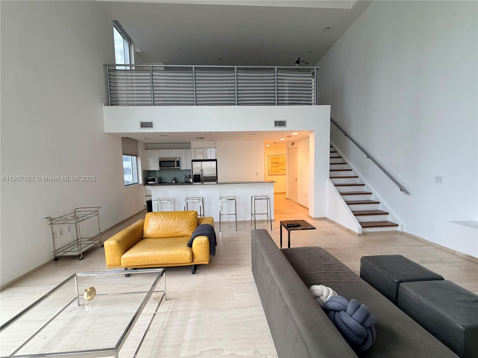 1060 Brickell Ave #613, Miami FL 33131