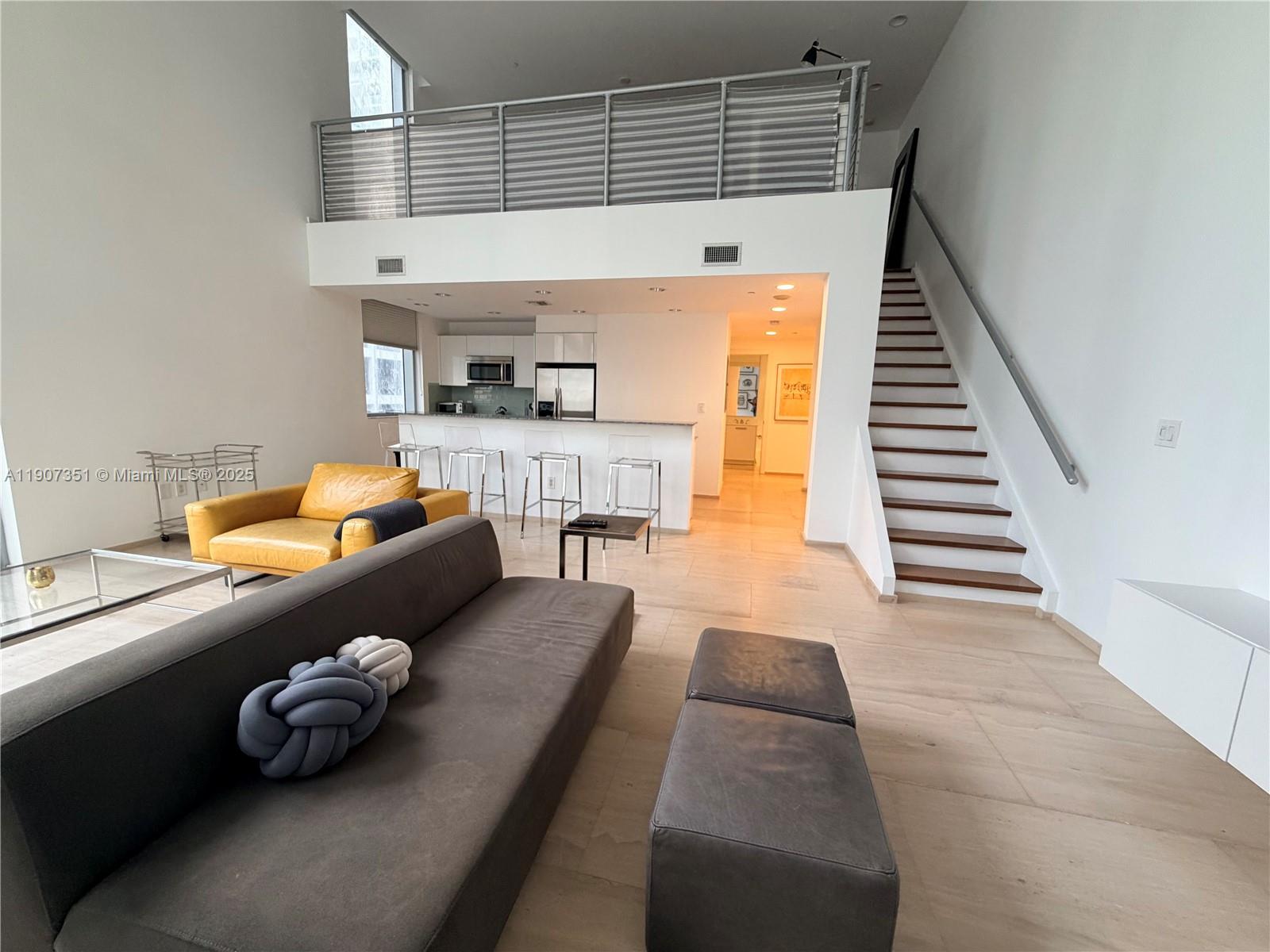 1060 Brickell Ave #613, Miami FL 33131
