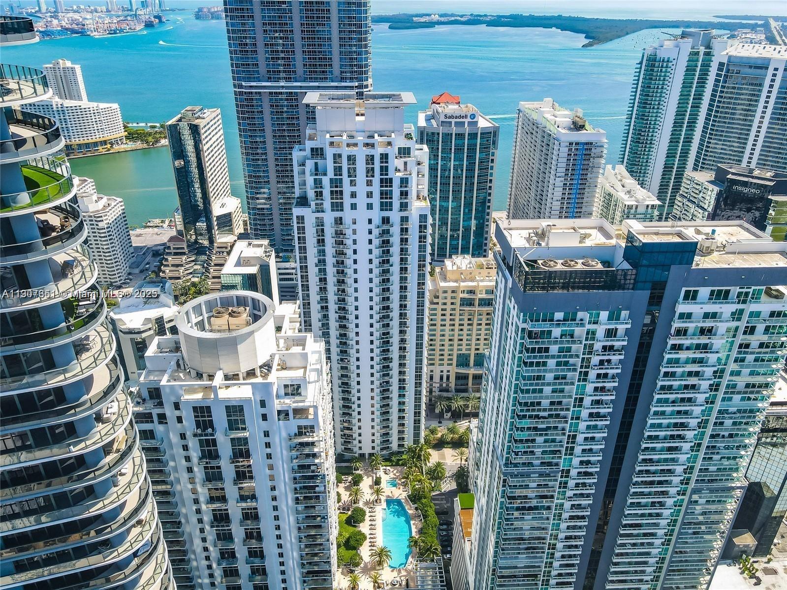 1060 Brickell Ave #613, Miami FL 33131