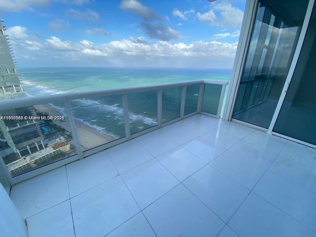 18201 Collins Ave #5402, Sunny Isles Beach FL 33160