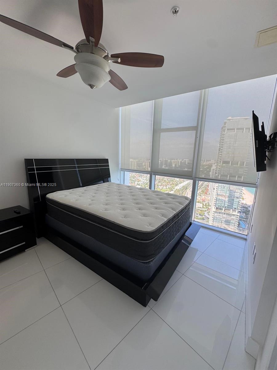 18201 Collins Ave #5402, Sunny Isles Beach FL 33160