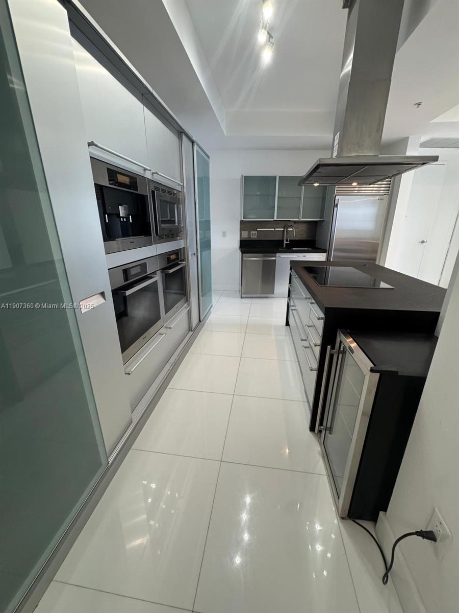 18201 Collins Ave #5402, Sunny Isles Beach FL 33160