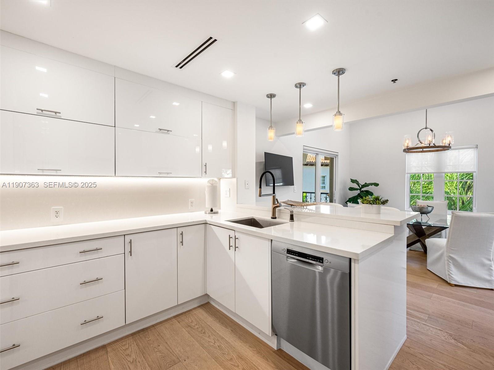 2236 Fisher Island Dr #3306, Miami Beach FL 33109