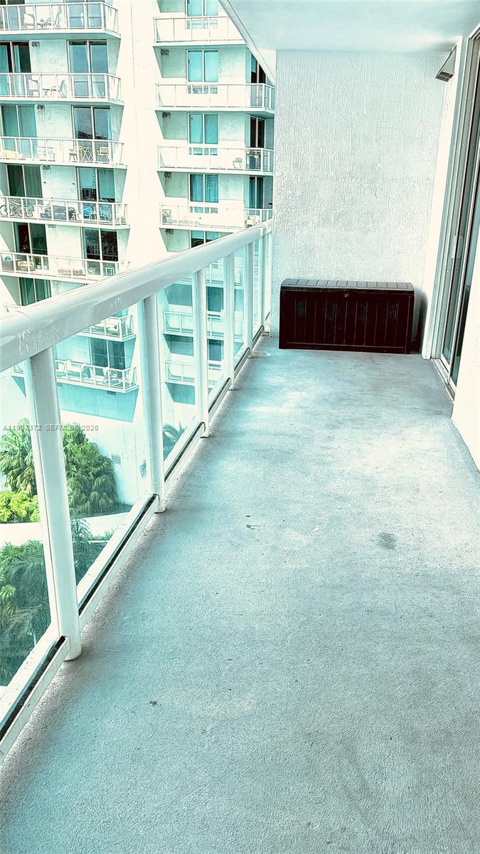 1800 N Bayshore Dr #1906, Miami FL 33132