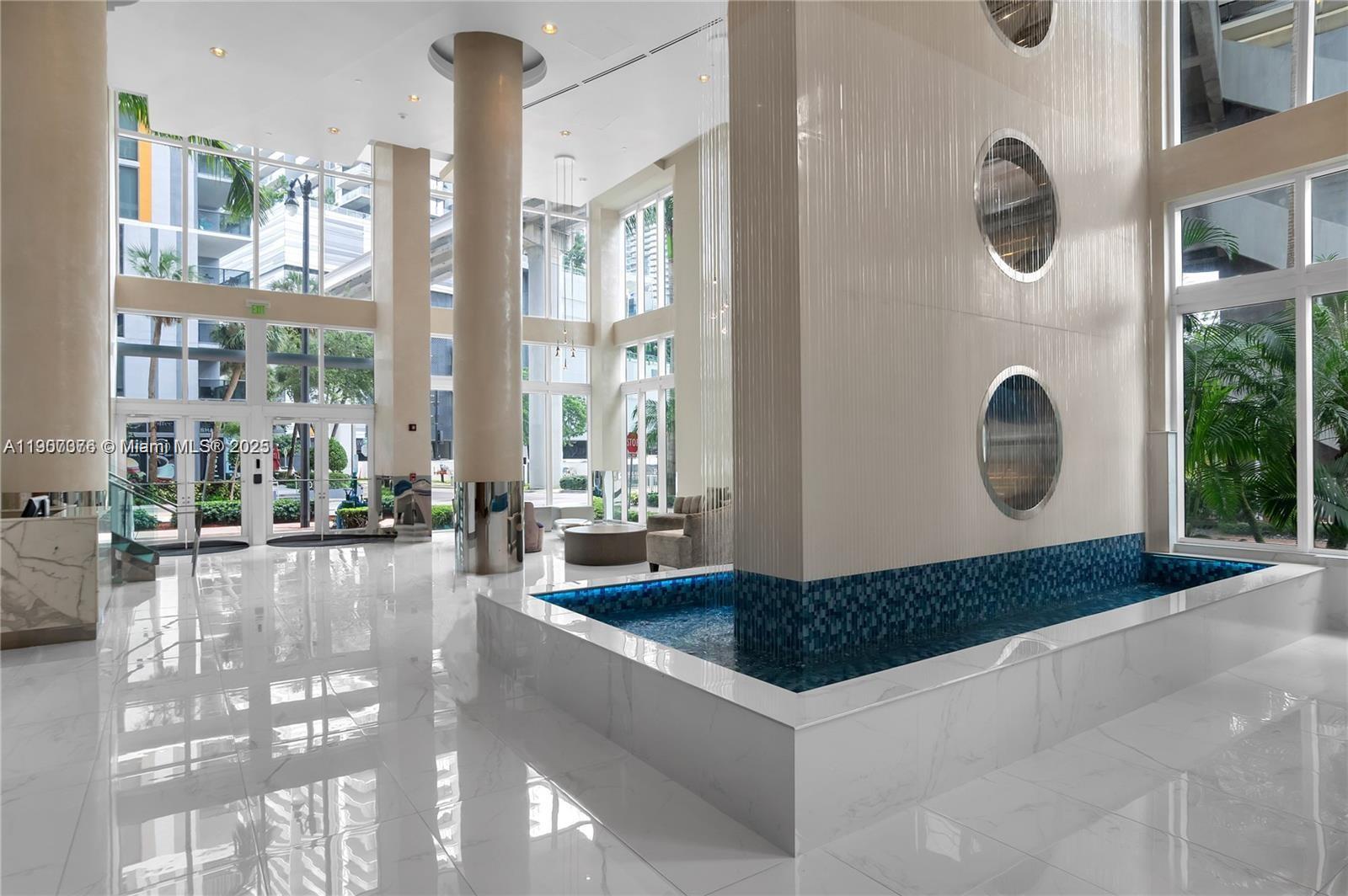 41 SE 5th St #1217, Miami FL 33131
