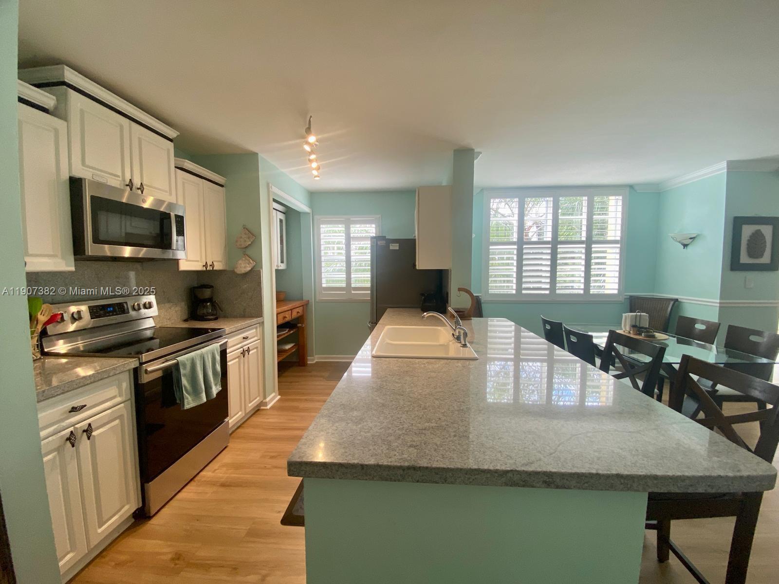 19655 E Country Club Dr #6401, Aventura FL 33180