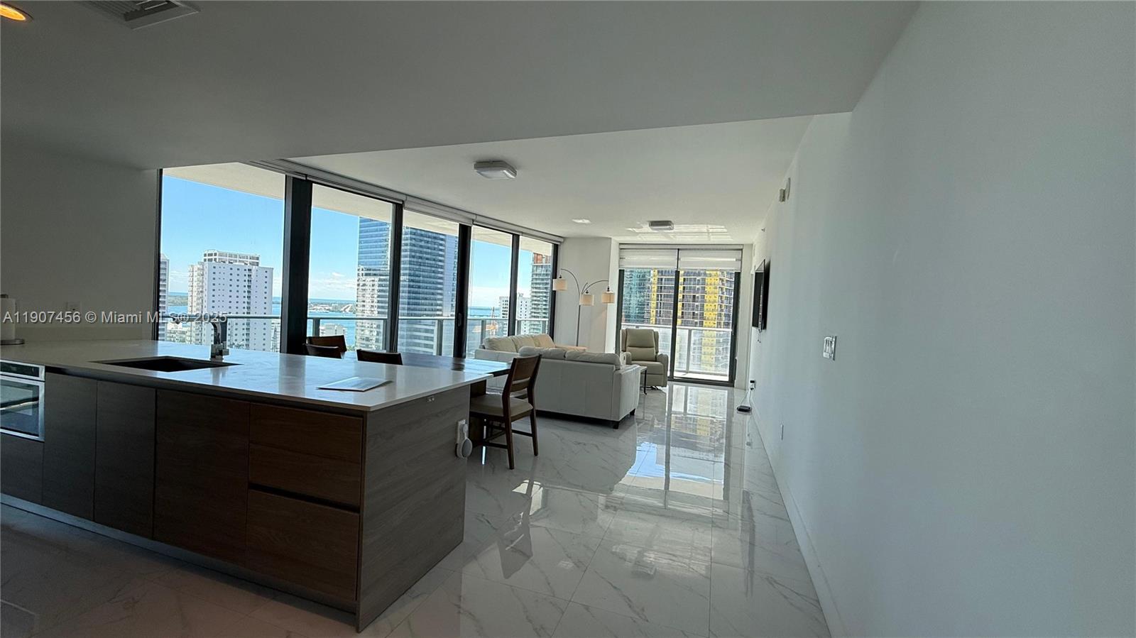 1300 S Miami Ave #2005, Miami FL 33130