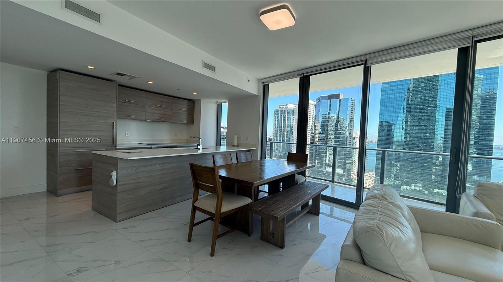 1300 S Miami Ave #2005, Miami FL 33130