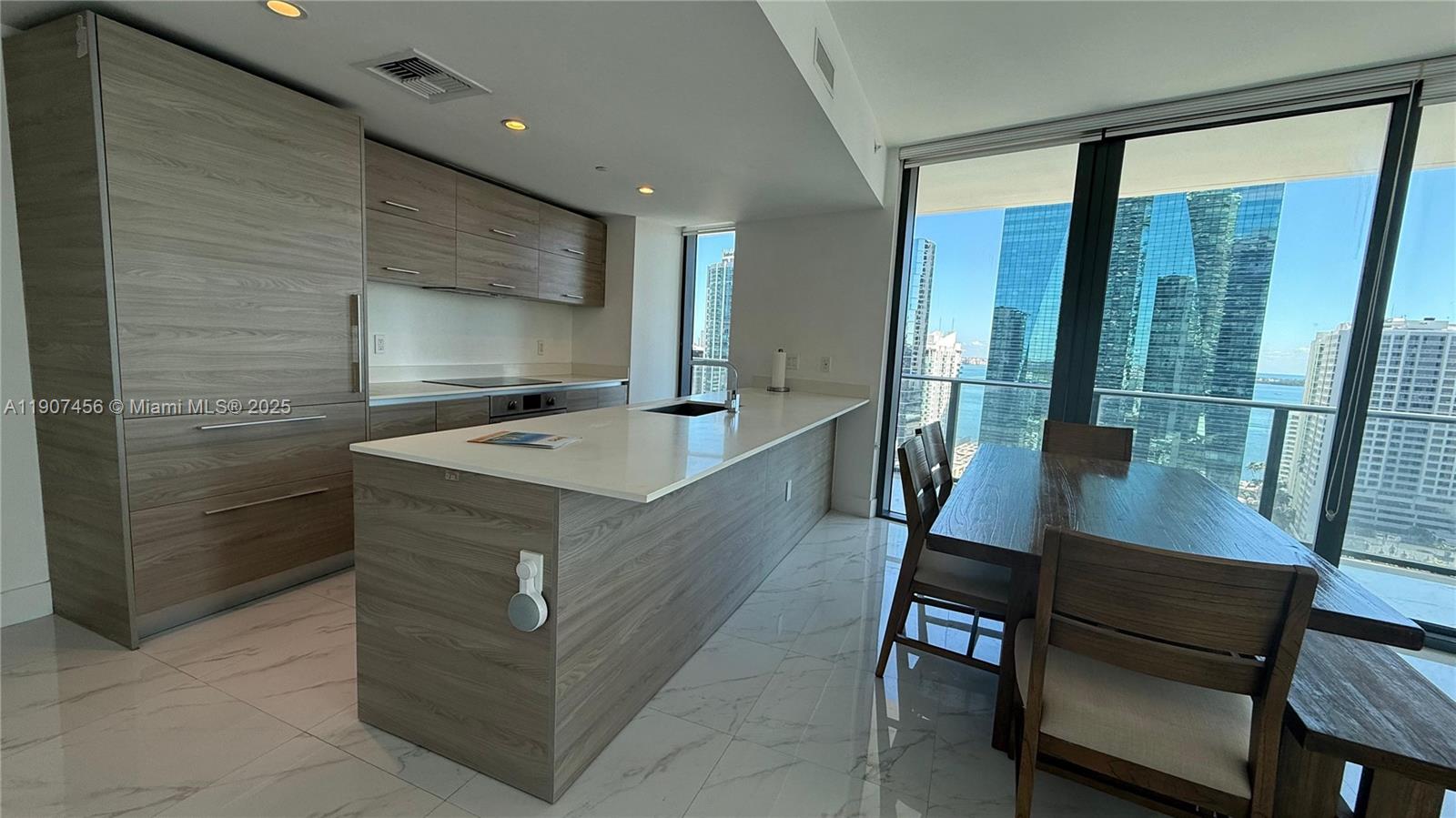 1300 S Miami Ave #2005, Miami FL 33130