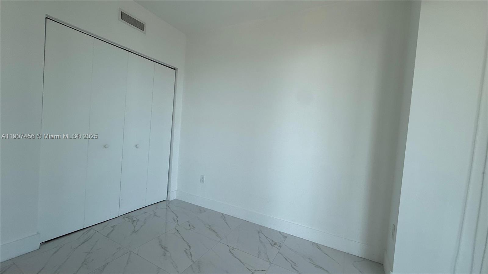 1300 S Miami Ave #2005, Miami FL 33130