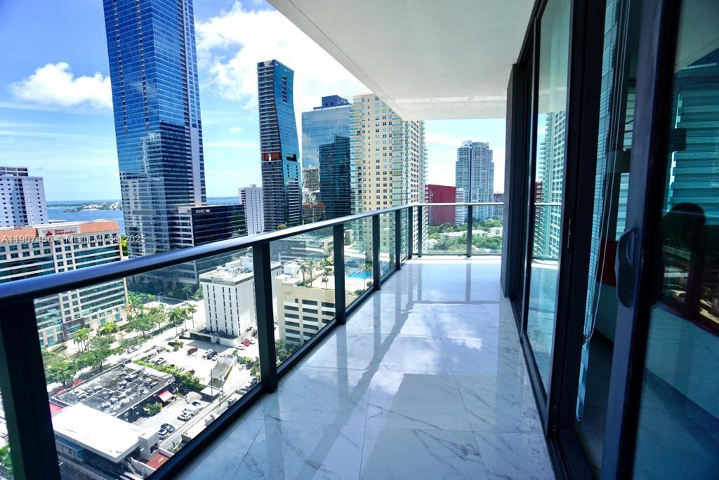 1300 S Miami Ave #2005, Miami FL 33130