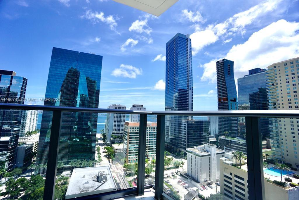 1300 S Miami Ave #2005, Miami FL 33130