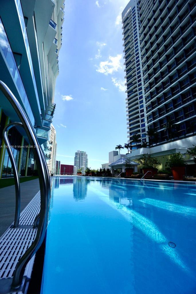 1300 S Miami Ave #2005, Miami FL 33130