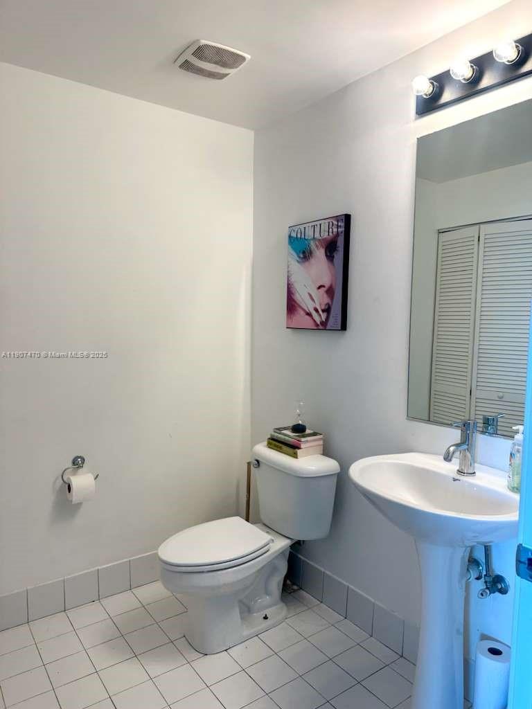 888 BISCAYNE BL #2707, Miami FL 33132