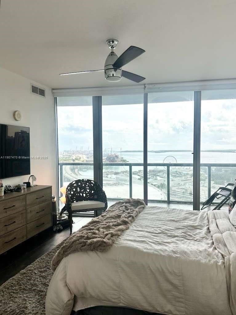 888 BISCAYNE BL #2707, Miami FL 33132