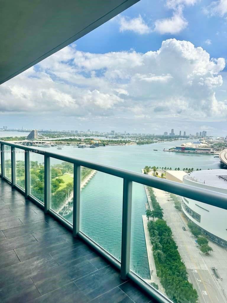 888 BISCAYNE BL #2707, Miami FL 33132