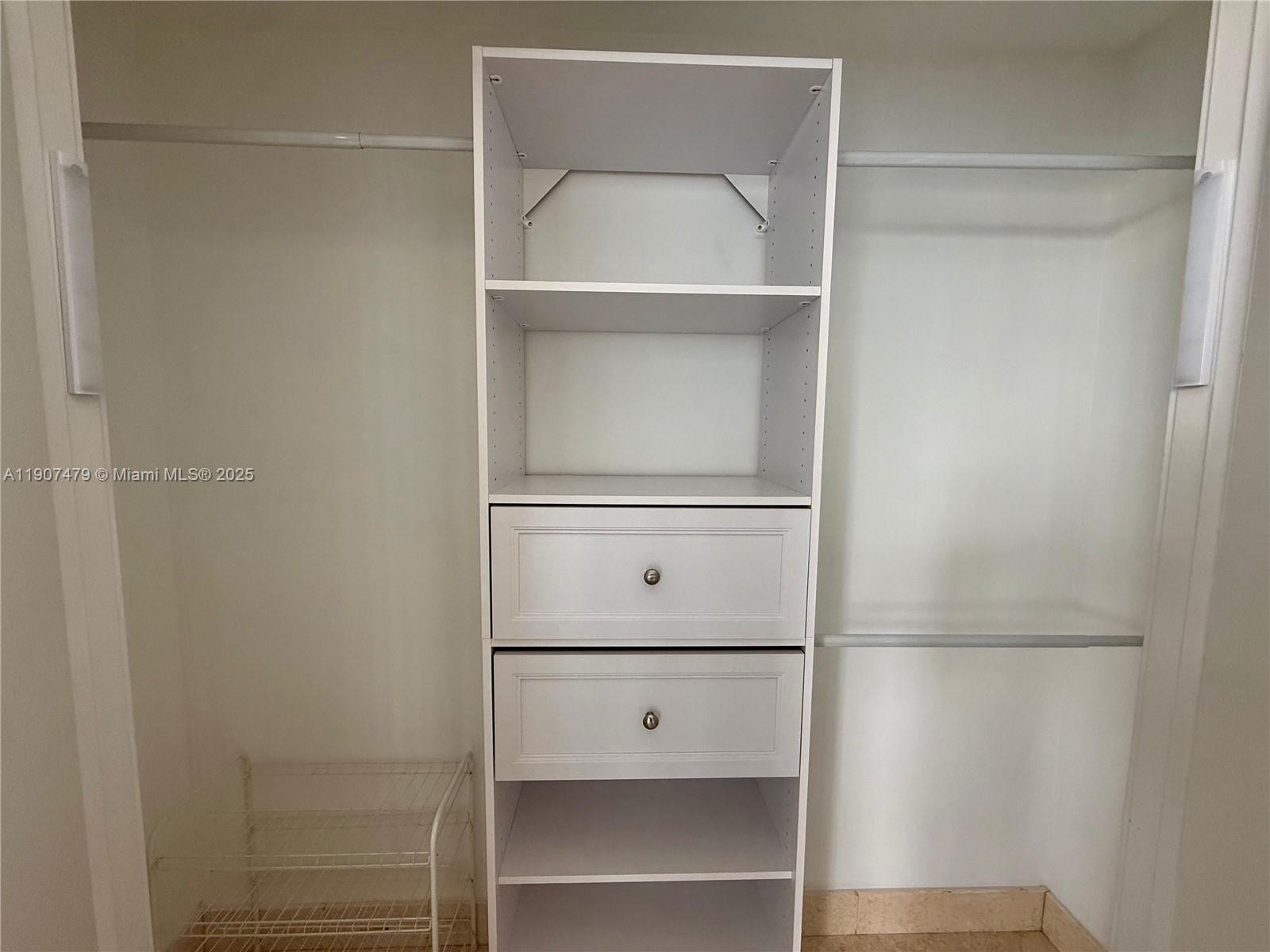 1050 Brickell Ave #2212, Miami FL 33131