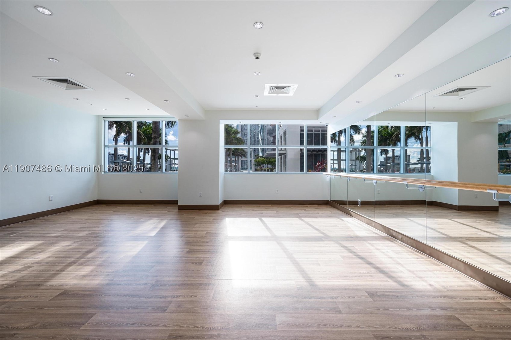 3301 NE 1st Ave #M0502, Miami FL 33137