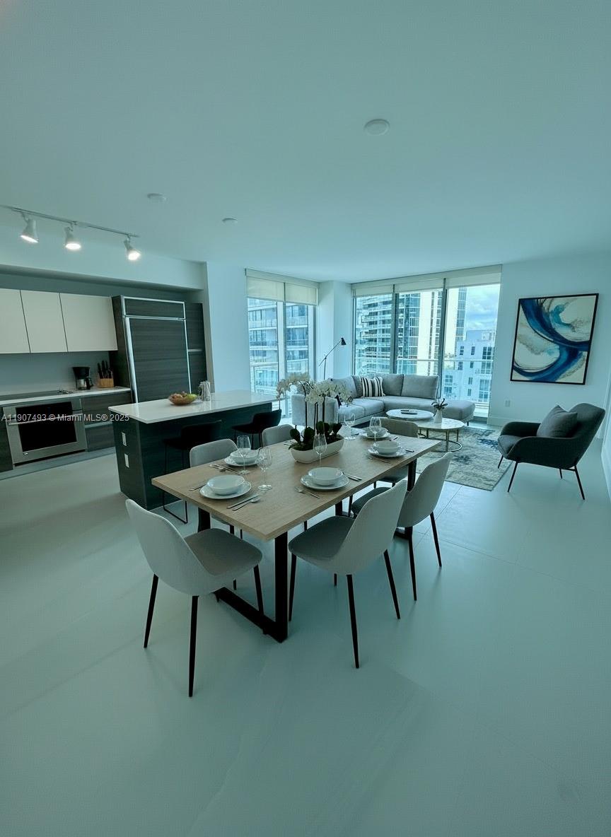 1100 S Miami Ave #3710, Miami FL 33130