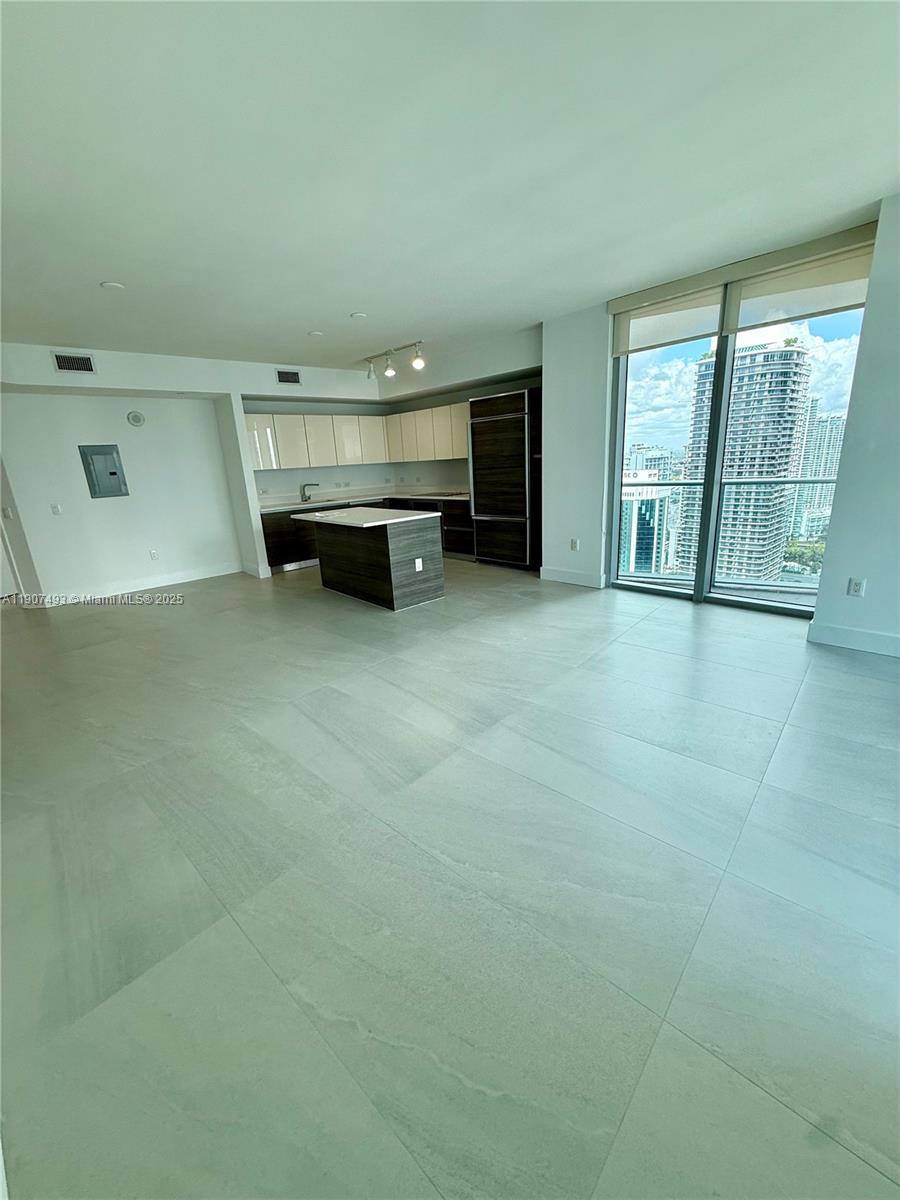 1100 S Miami Ave #3710, Miami FL 33130
