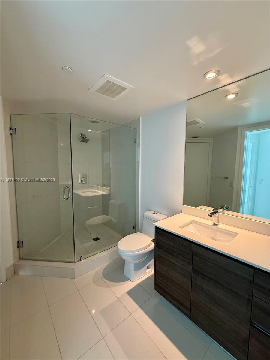 1100 S Miami Ave #3710, Miami FL 33130