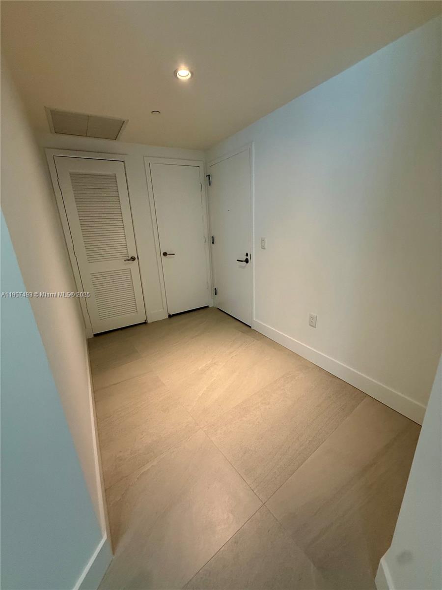 1100 S Miami Ave #3710, Miami FL 33130