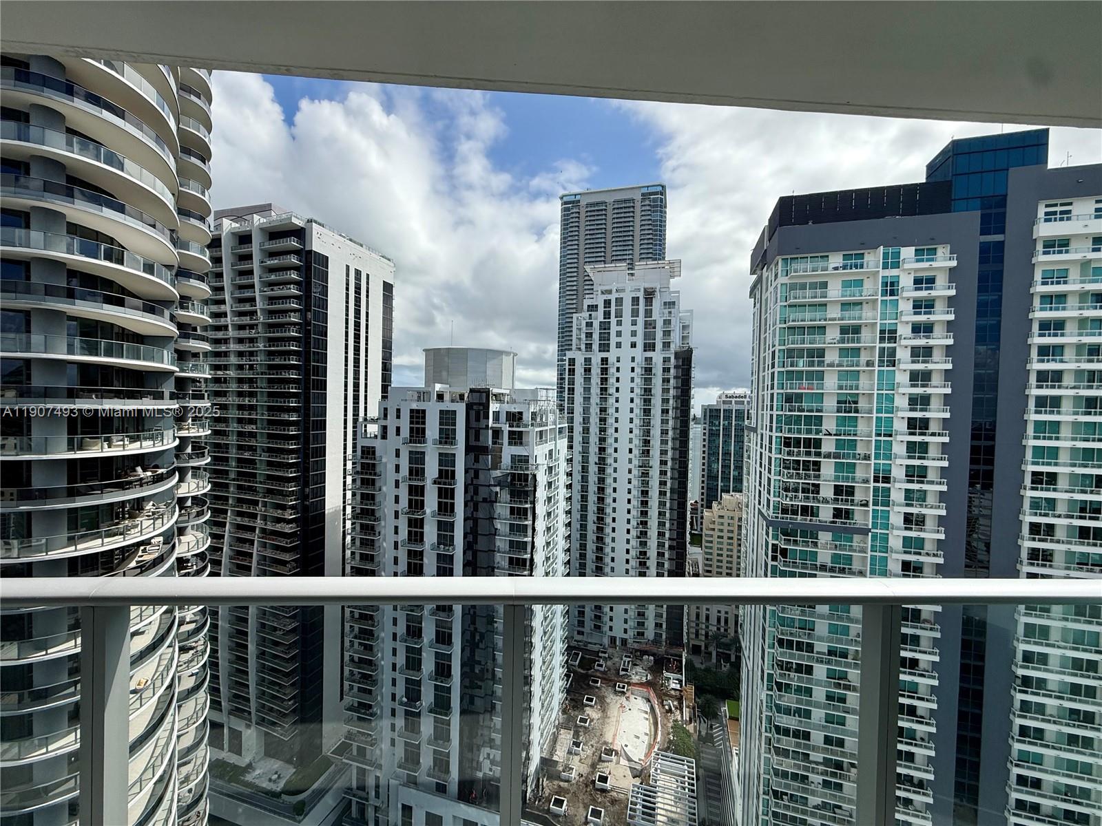 1100 S Miami Ave #3710, Miami FL 33130