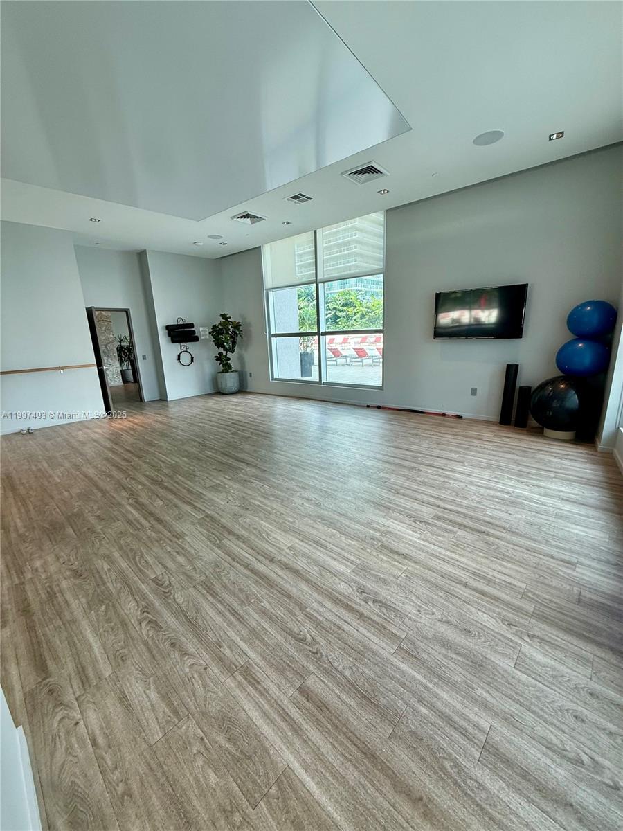 1100 S Miami Ave #3710, Miami FL 33130
