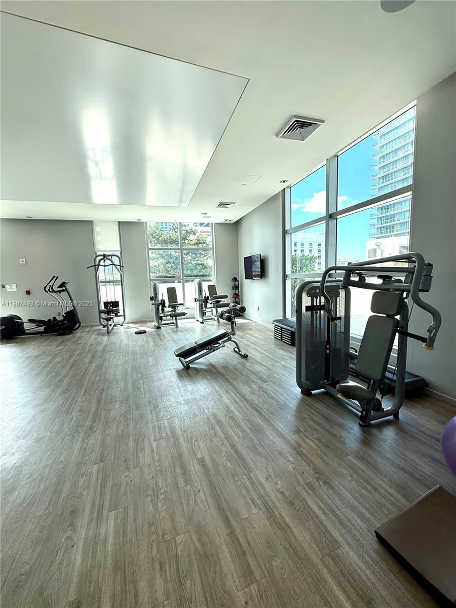 1100 S Miami Ave #3710, Miami FL 33130