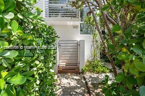 1600 Michigan Ave #7, Miami Beach FL 33139