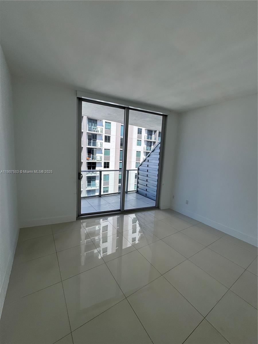 1010 SW 2nd Ave #LPH05, Miami FL 33130