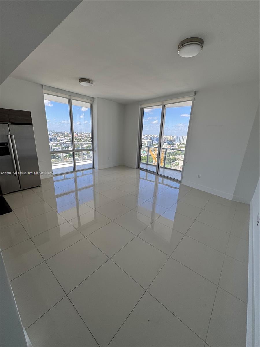 1010 SW 2nd Ave #LPH05, Miami FL 33130