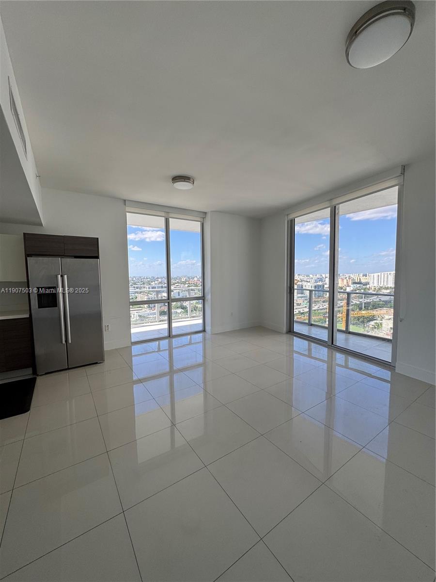 1010 SW 2nd Ave #LPH05, Miami FL 33130