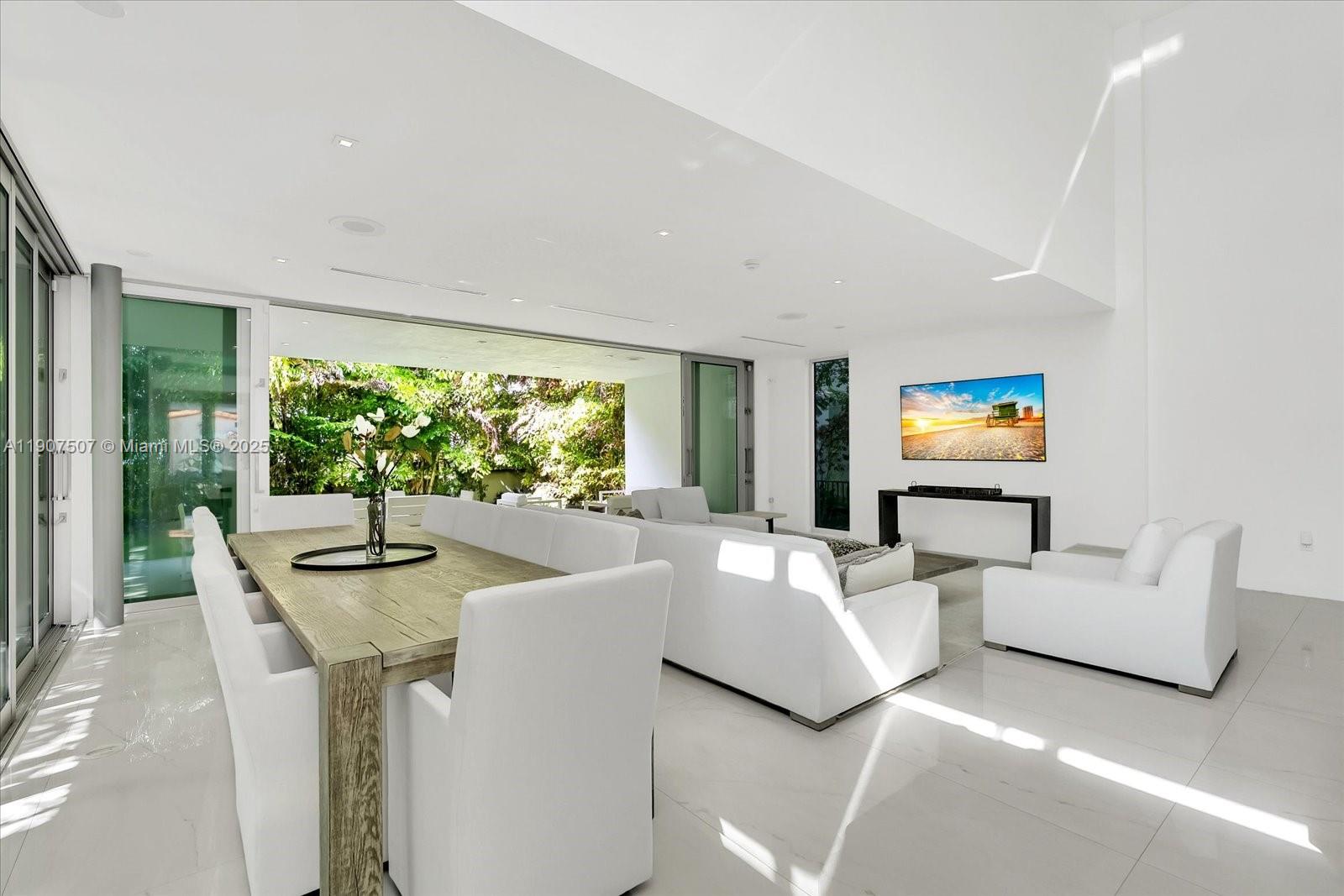 7830 Atlantic Way, Miami Beach FL 33141