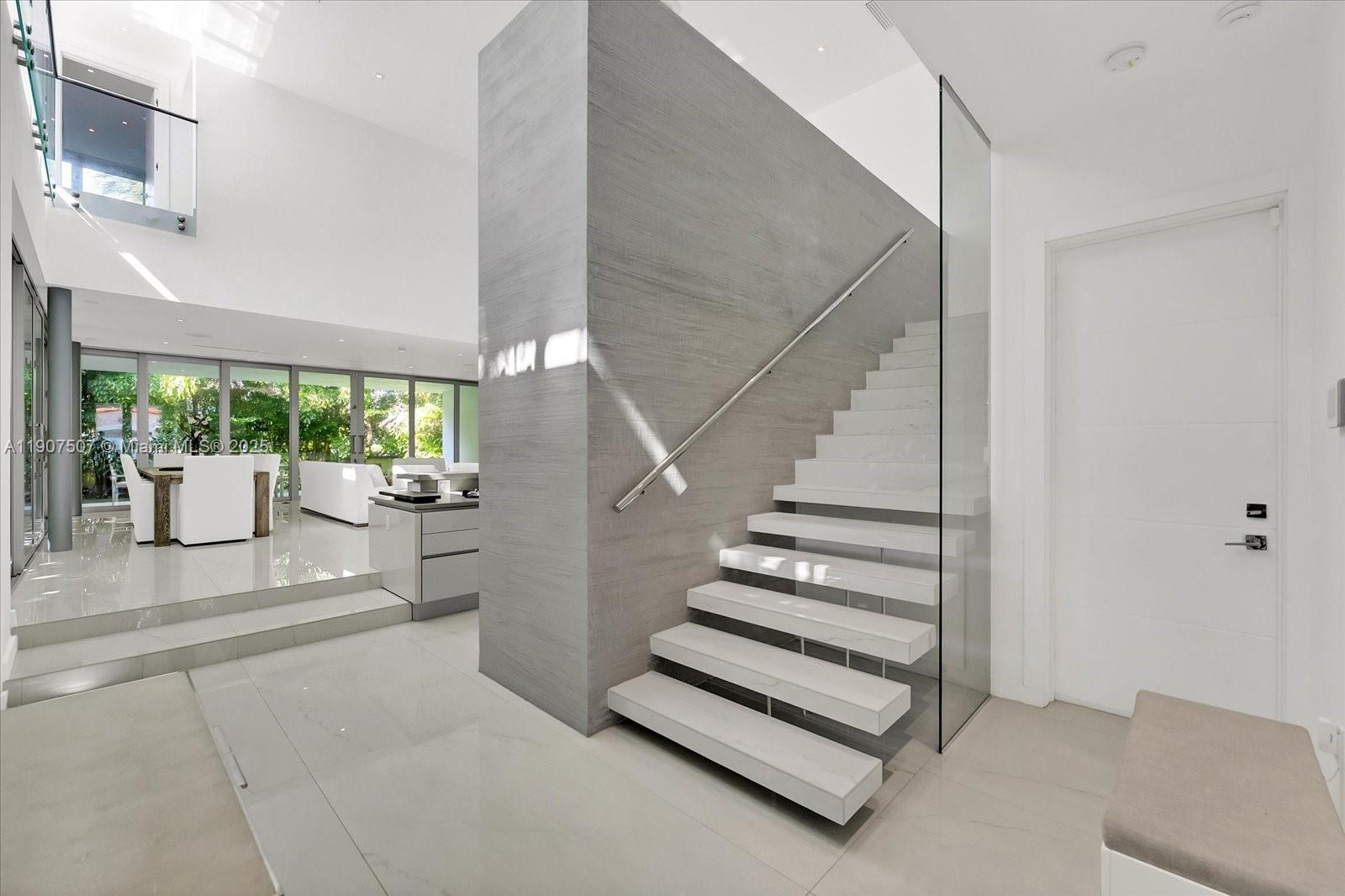 7830 Atlantic Way, Miami Beach FL 33141
