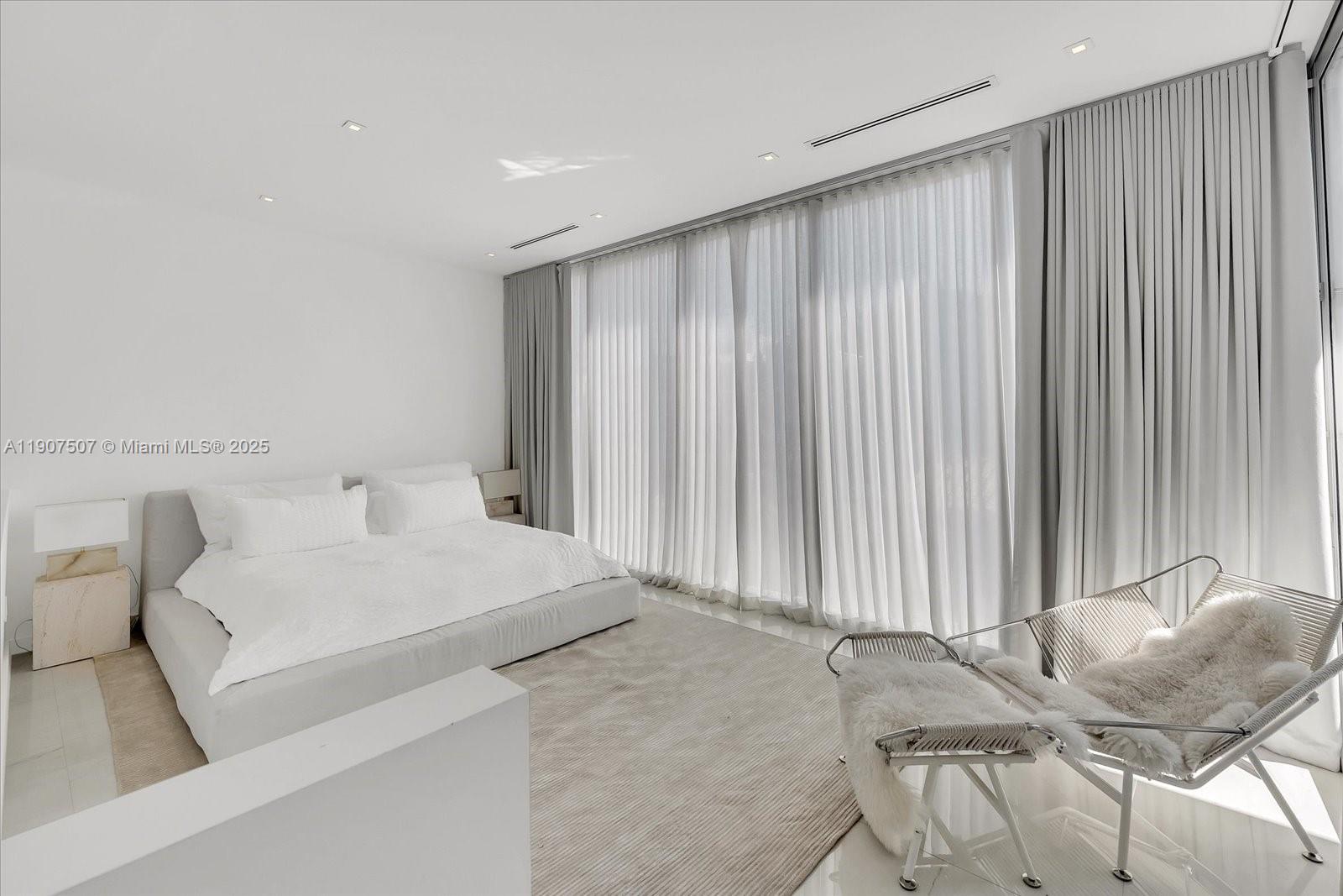 7830 Atlantic Way, Miami Beach FL 33141