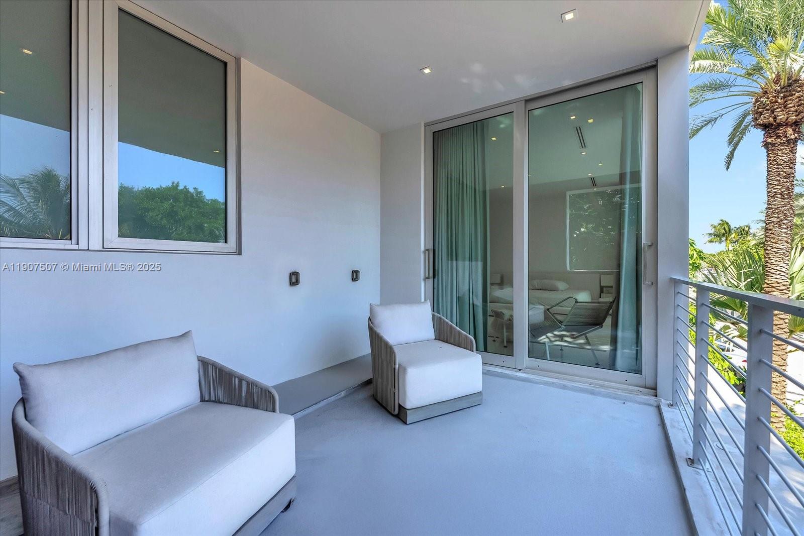 7830 Atlantic Way, Miami Beach FL 33141