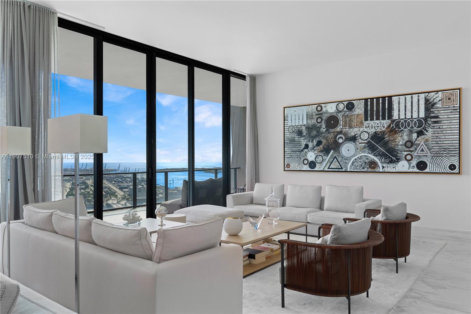 1000 Biscayne Blvd #LPH 4901, Miami FL 33132