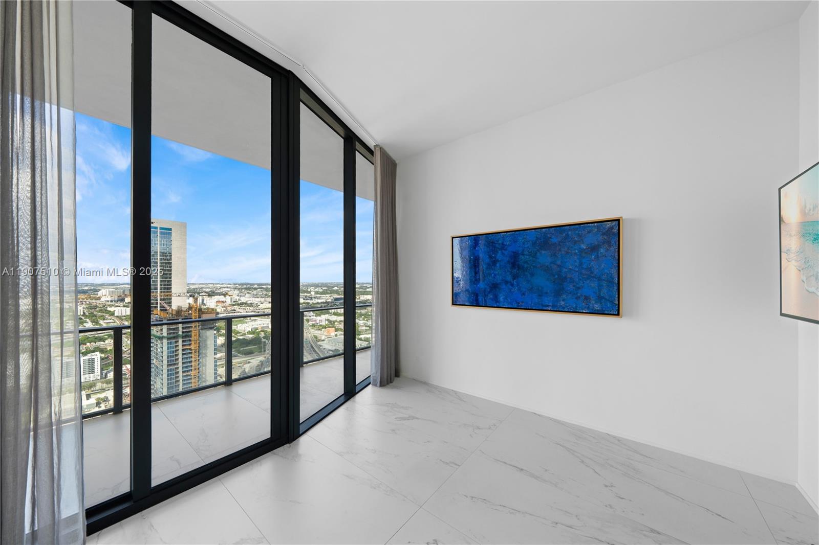 1000 Biscayne Blvd #LPH 4901, Miami FL 33132