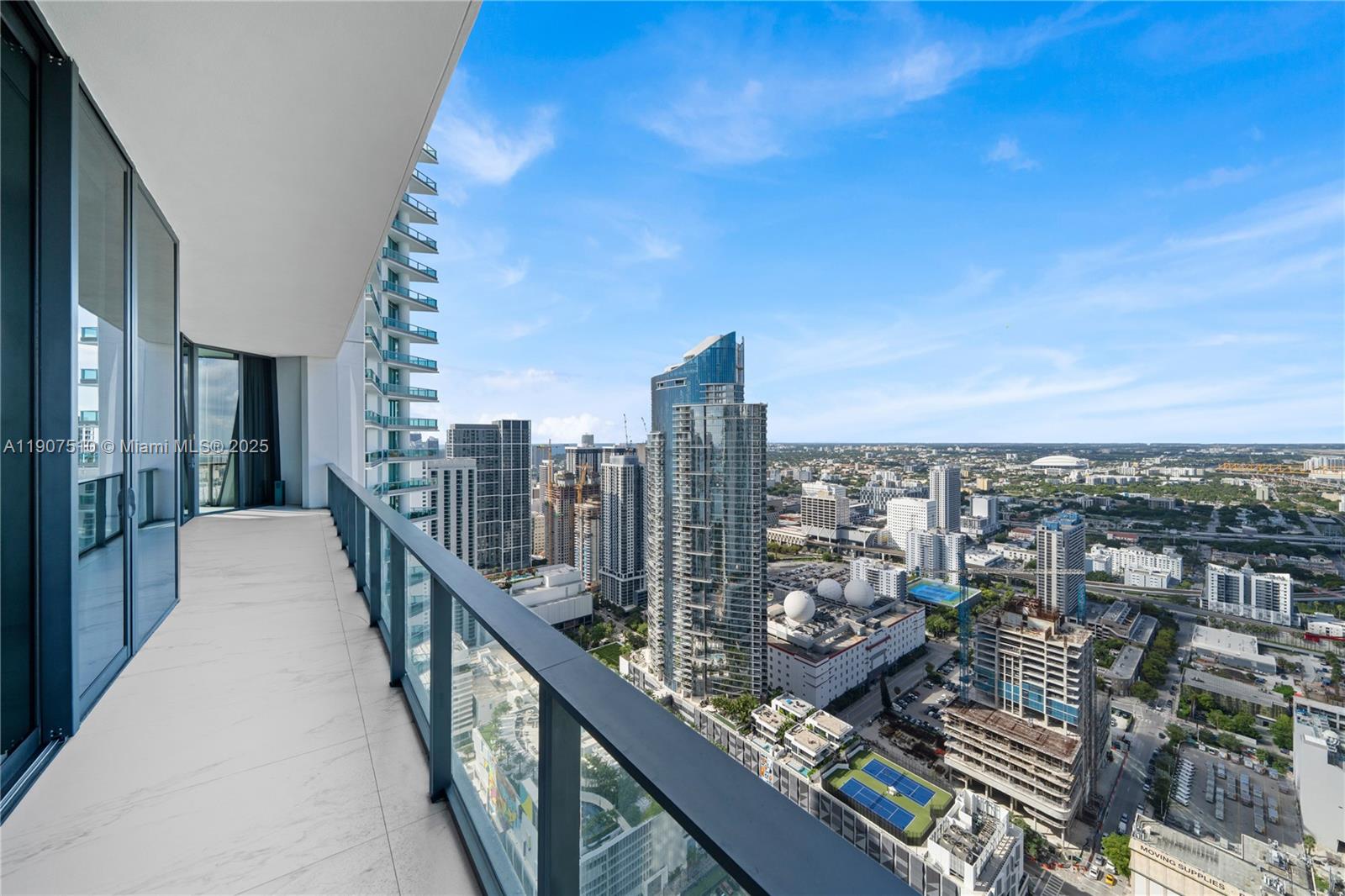 1000 Biscayne Blvd #LPH 4901, Miami FL 33132