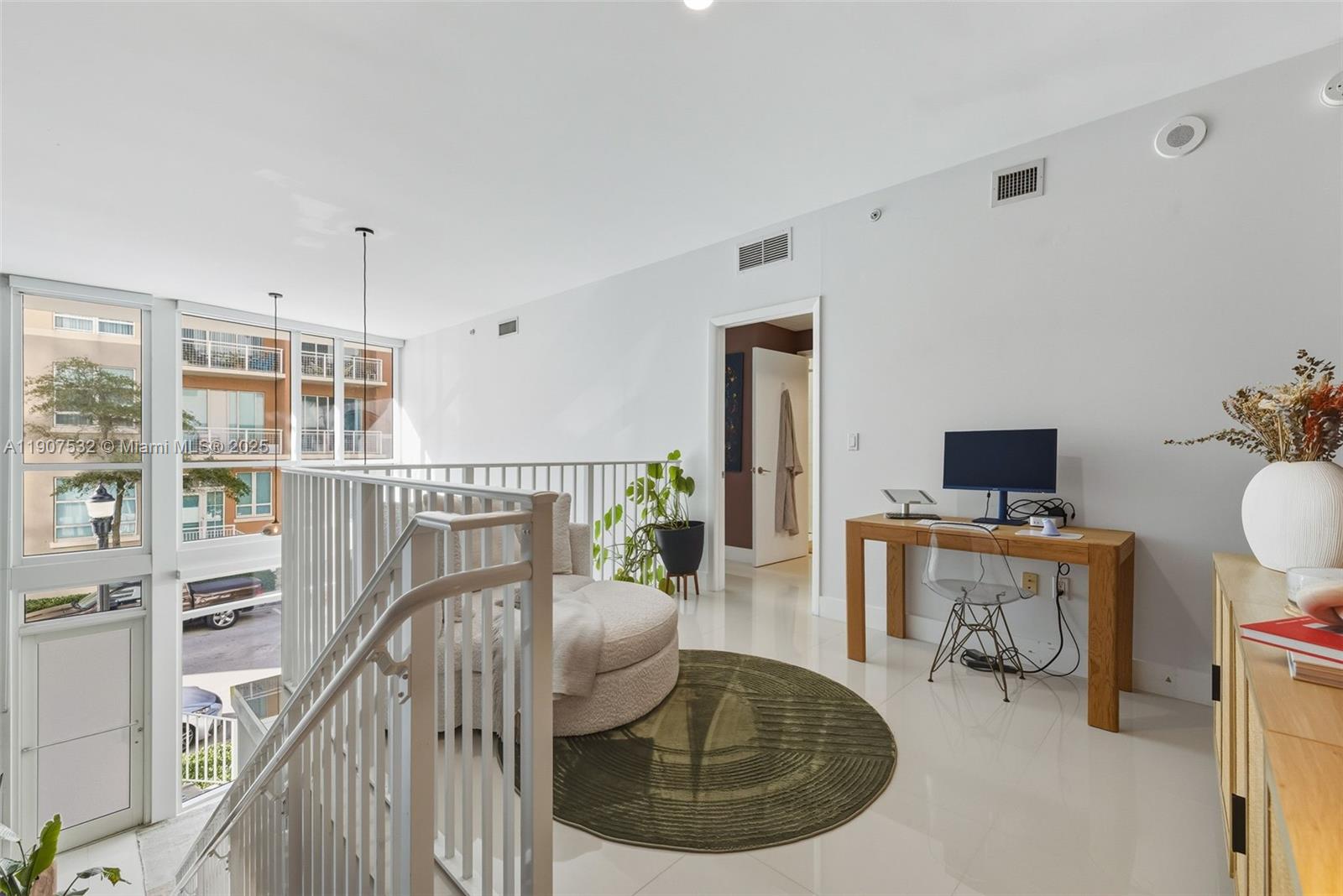 2020 N Bayshore #TH103, Miami FL 33137