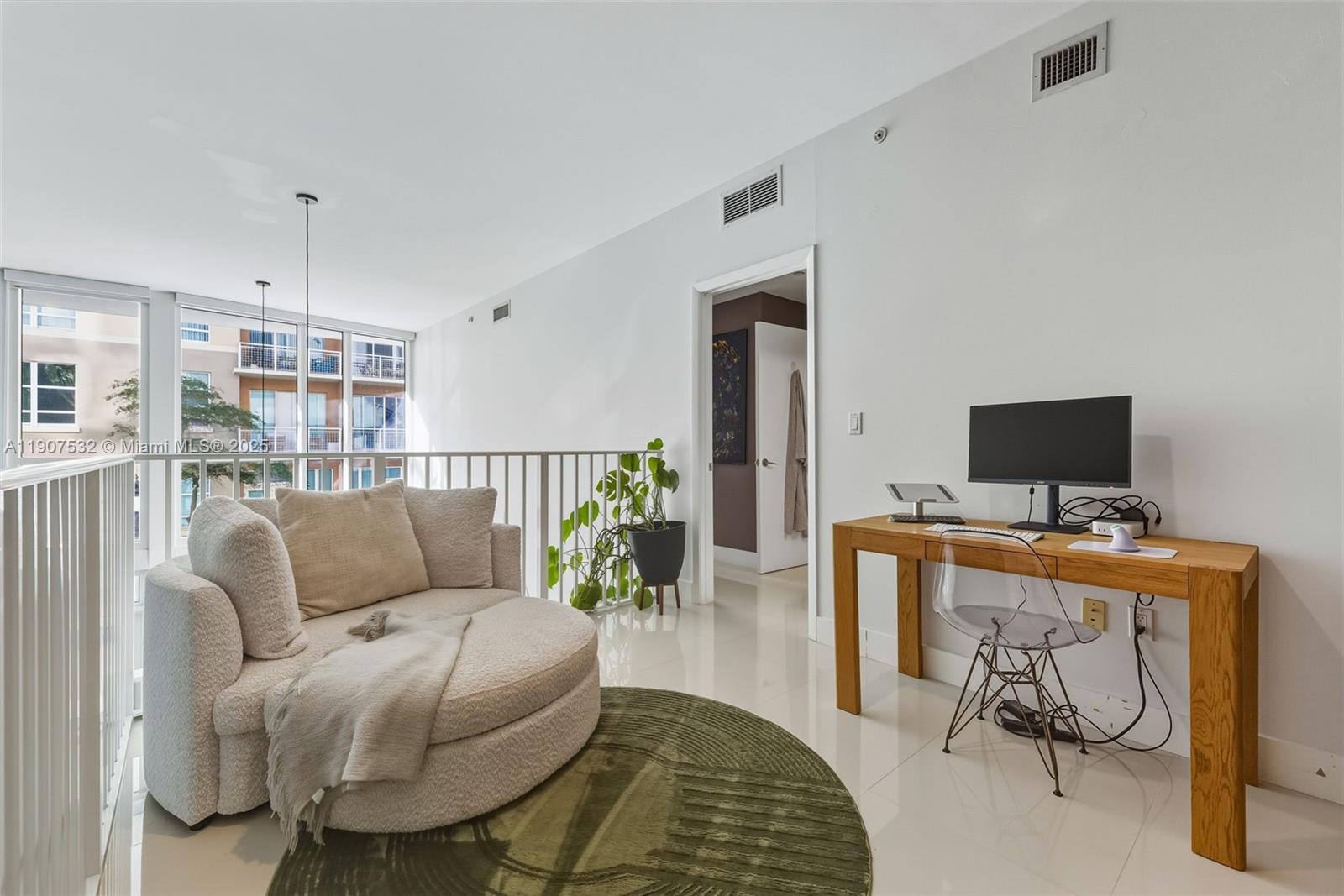 2020 N Bayshore #TH103, Miami FL 33137